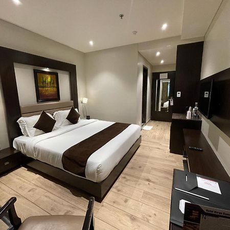 Hotel Virgo Sumeru Bhavnagar Exteriör bild