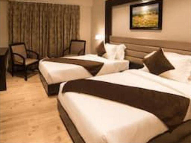 Hotel Virgo Sumeru Bhavnagar Exteriör bild