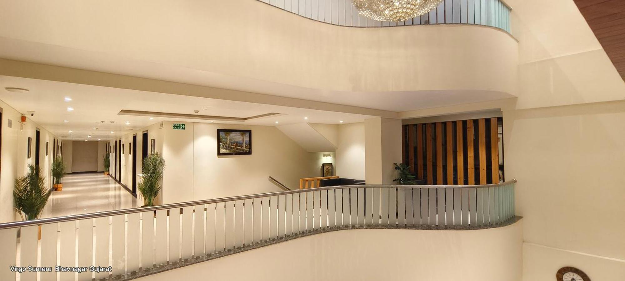 Hotel Virgo Sumeru Bhavnagar Exteriör bild