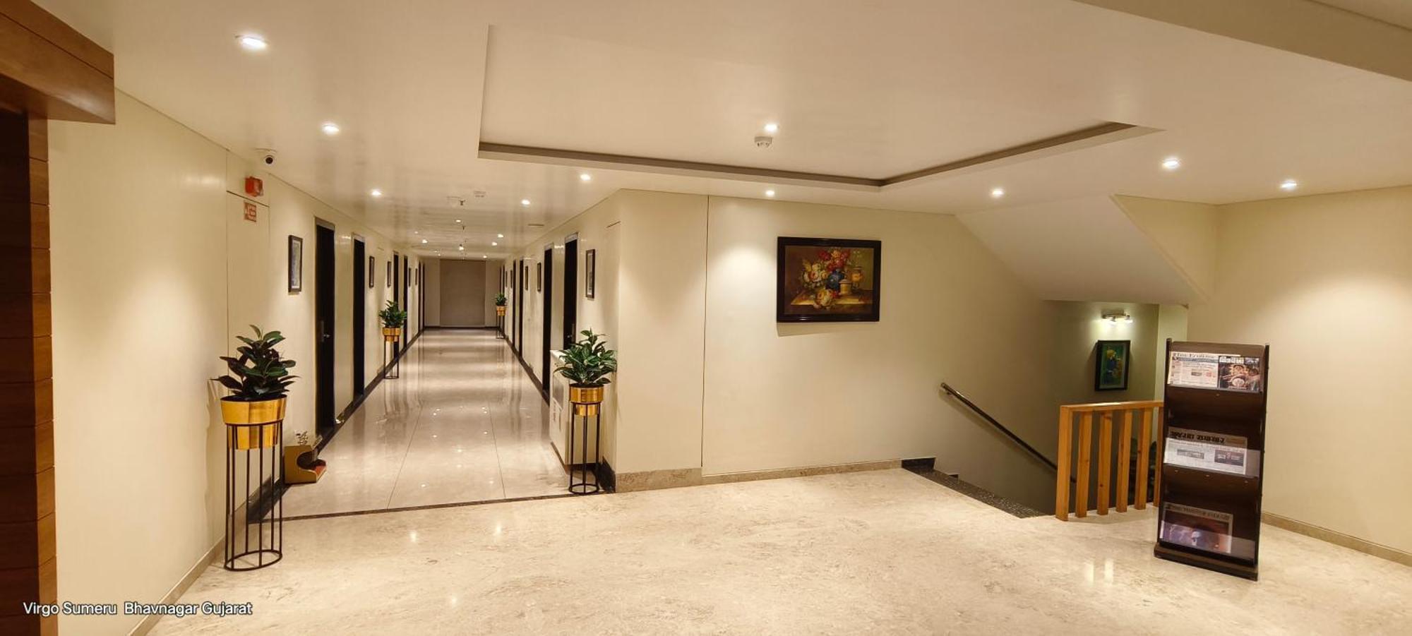 Hotel Virgo Sumeru Bhavnagar Exteriör bild