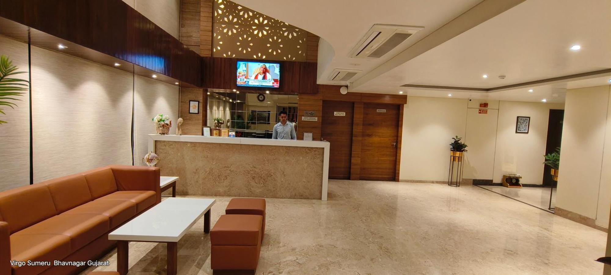 Hotel Virgo Sumeru Bhavnagar Exteriör bild