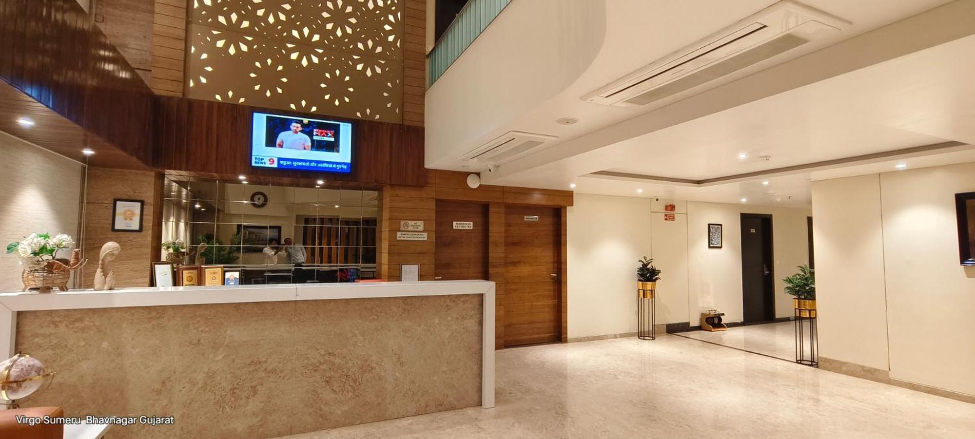Hotel Virgo Sumeru Bhavnagar Exteriör bild